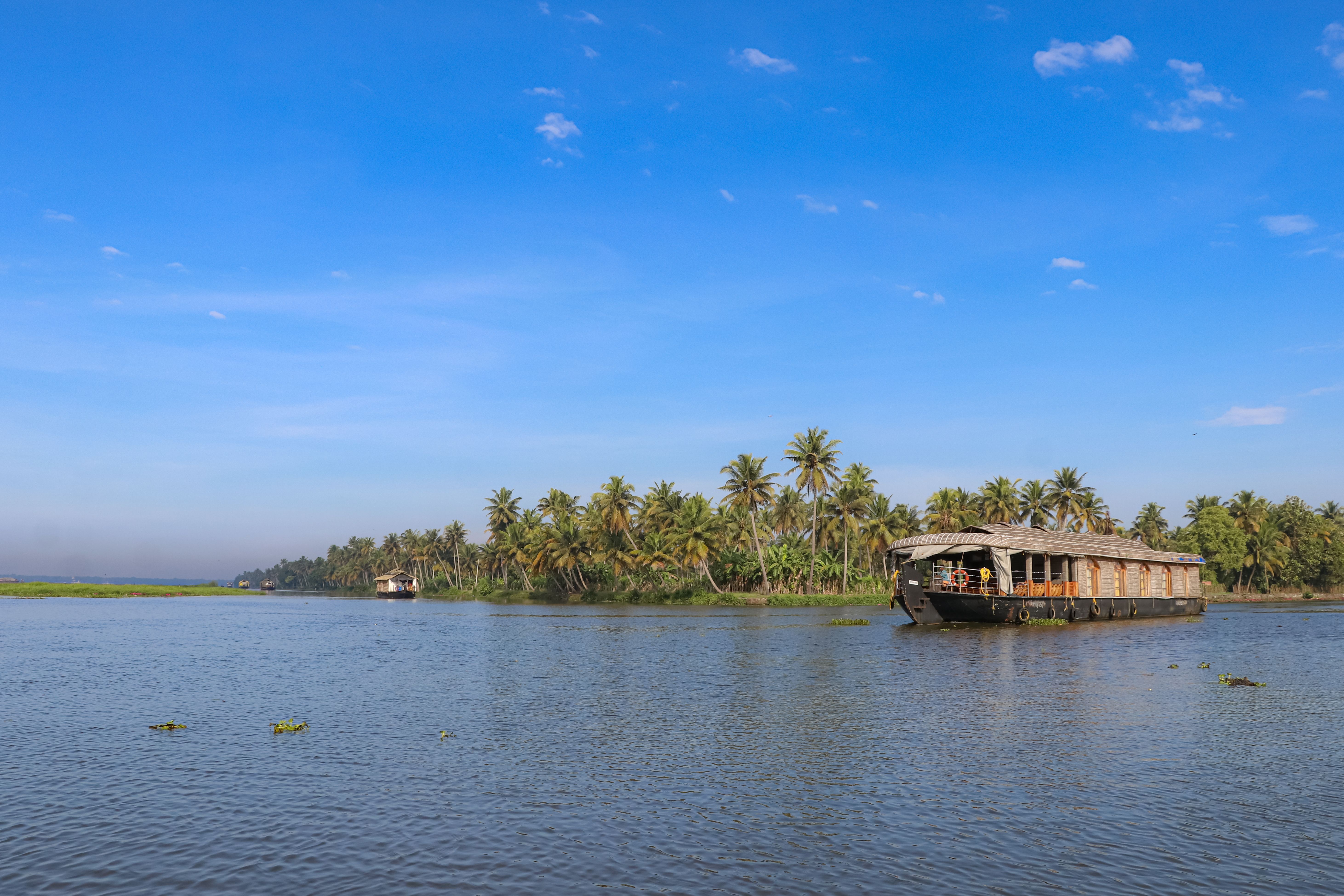 Senior Citizen Relaxed Munnar, Kumarakom & Alleppey