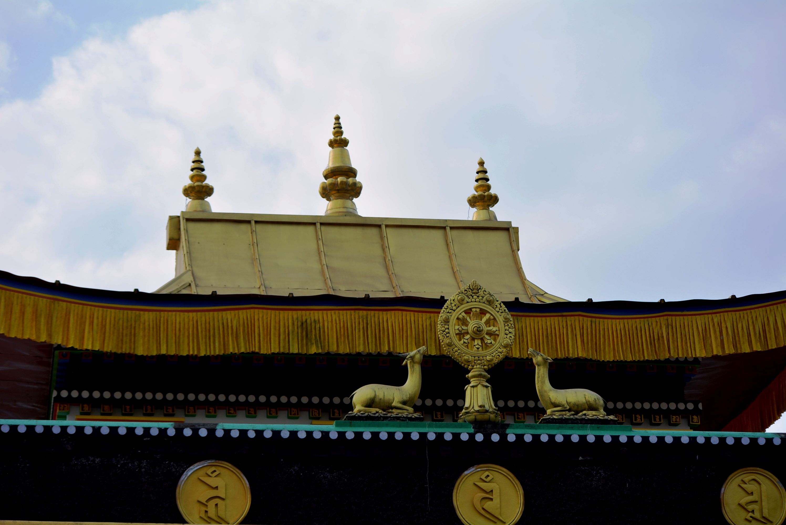 Dharamshala Escape Serenity, Spirituality & Peaks